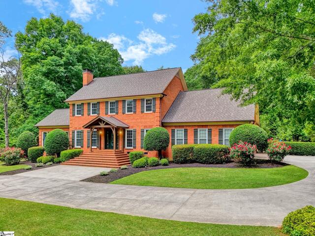 Photo of 102 Wood Creek Drive