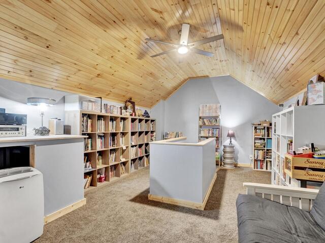 Photo of 102 Wood Creek Drive