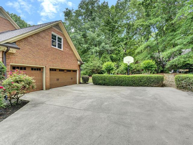 Photo of 102 Wood Creek Drive