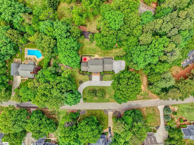 Photo of 102 Wood Creek Drive