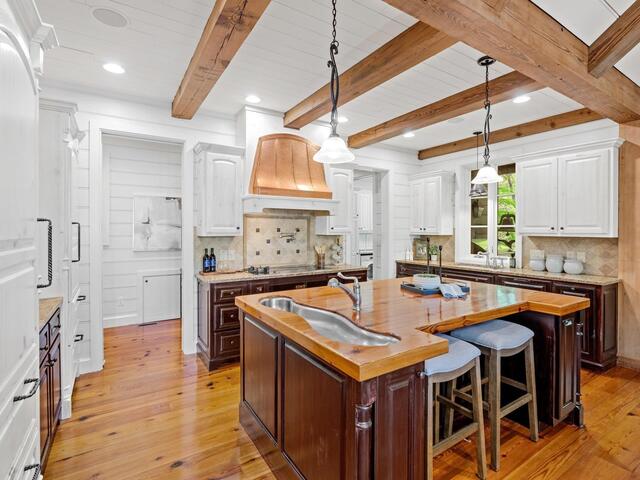 Photo of 604 Top Ridge Drive