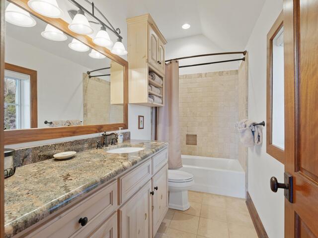 Photo of 604 Top Ridge Drive