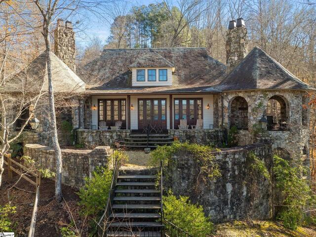 Photo of 604 Top Ridge Drive