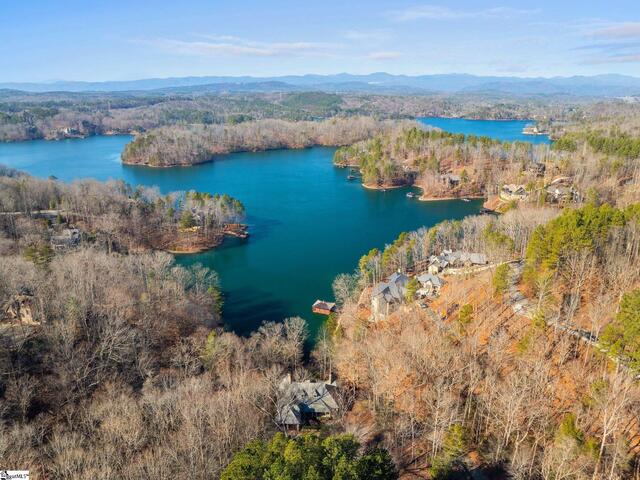 Photo of 604 Top Ridge Drive