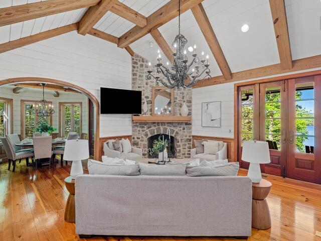 Photo of 604 Top Ridge Drive