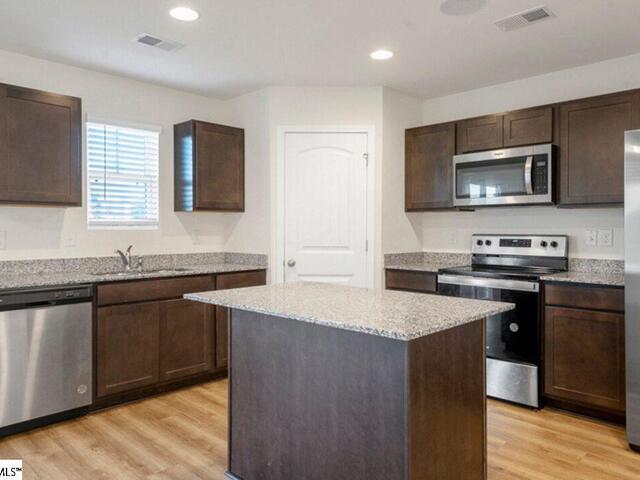 Photo of 422 Seaborn Circle