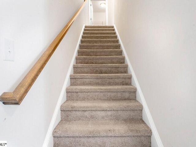 Photo of 422 Seaborn Circle