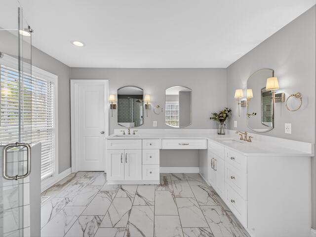 Photo of 200 Tomassee Avenue