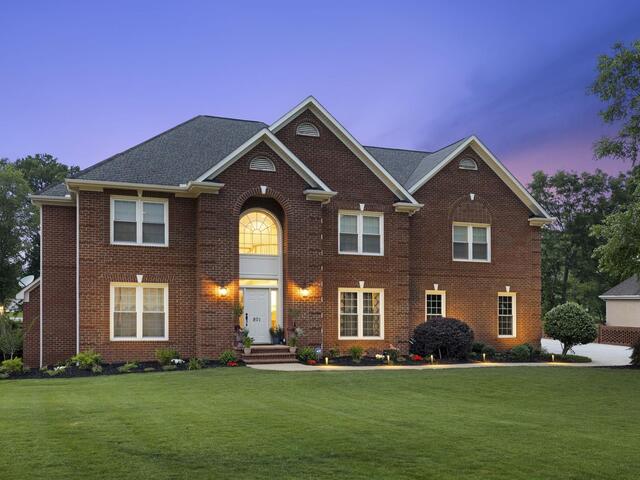 Photo of 801 Shefwood Drive