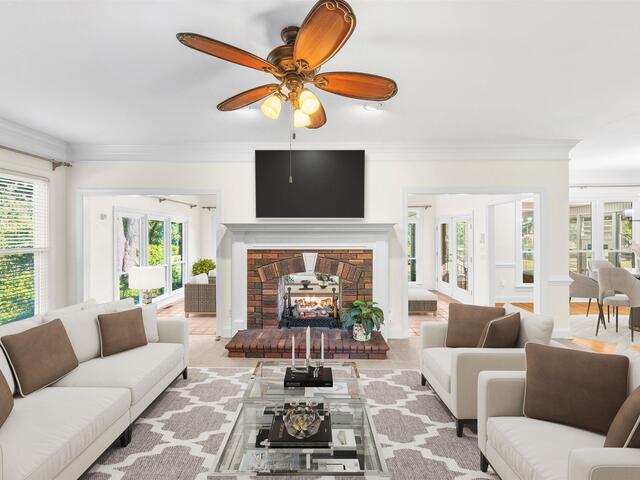 Photo of 624 Driftwood Drive