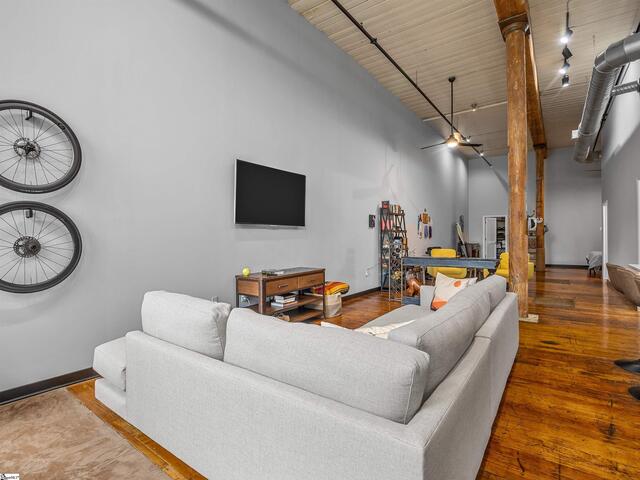 Photo of 300 South Street
