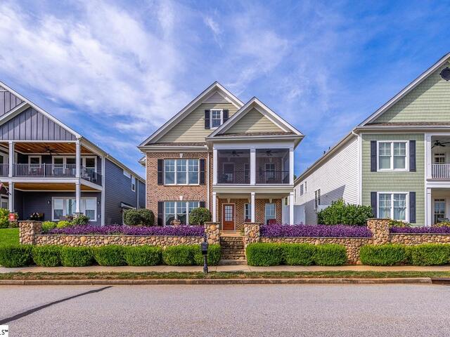 Photo of 902 Blue Moon Street