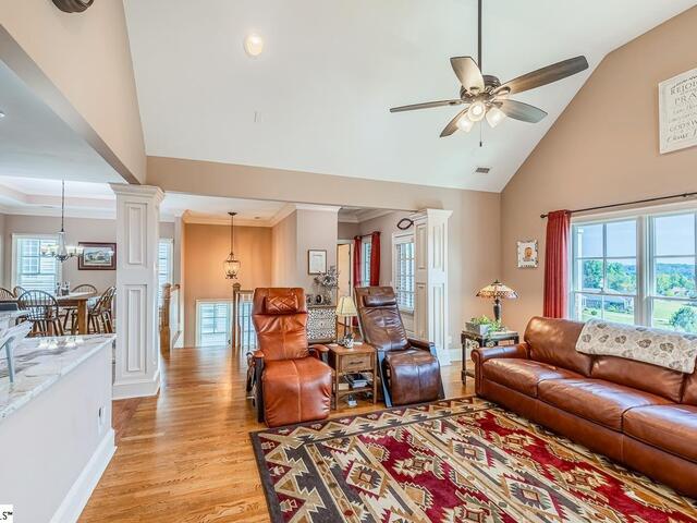 Photo of 902 Blue Moon Street
