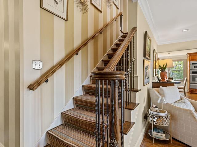 Photo of 98 Woodvale Avenue