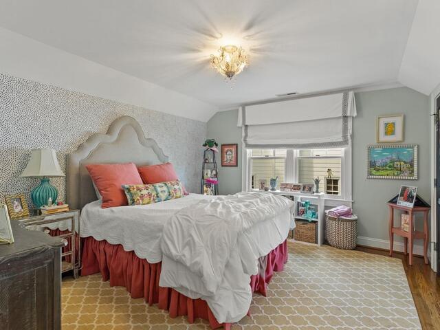Photo of 98 Woodvale Avenue