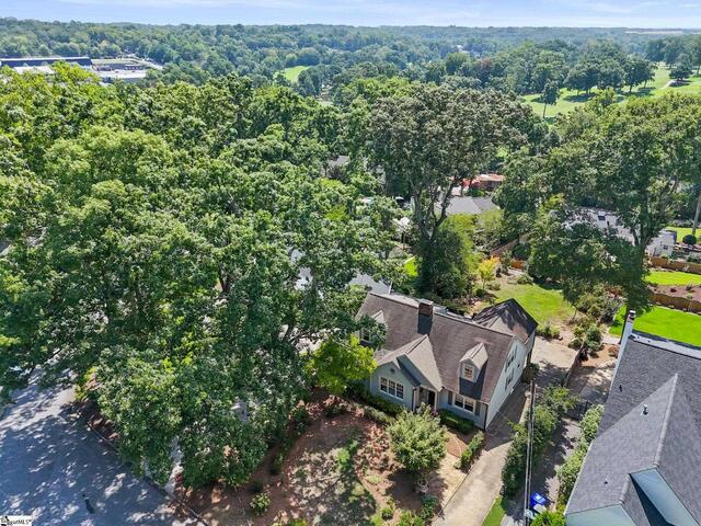 Photo of 98 Woodvale Avenue