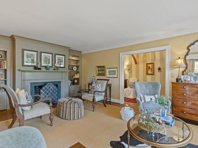 Photo of 98 Woodvale Avenue