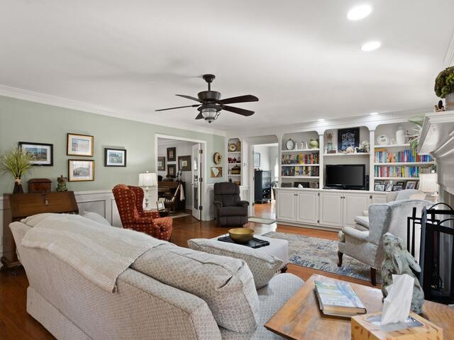 Photo of 115 Dartmoor Drive