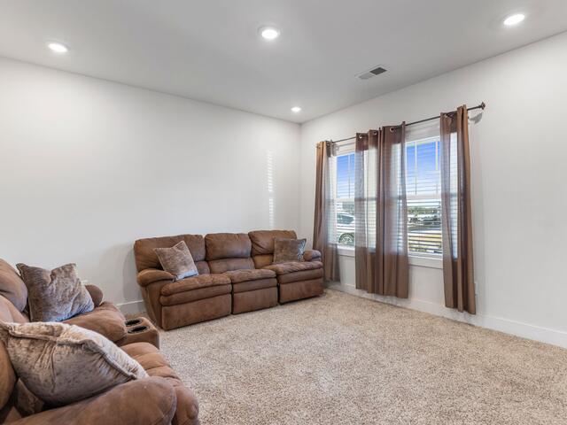 Photo of 114 Pewter Circle