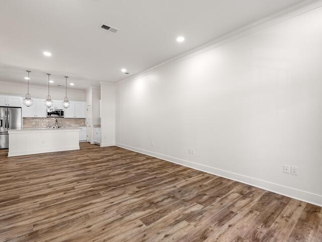 Photo of 98 E McBee Avenue