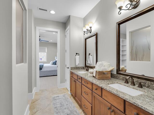 Photo of 121 Rhett Street