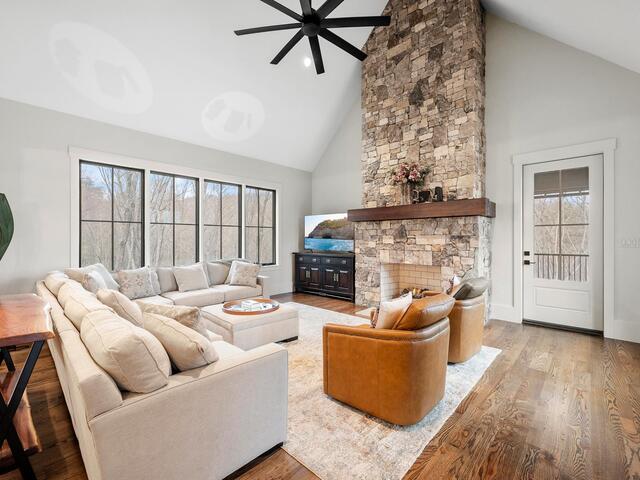 Photo of 112 Blazing Star Trail