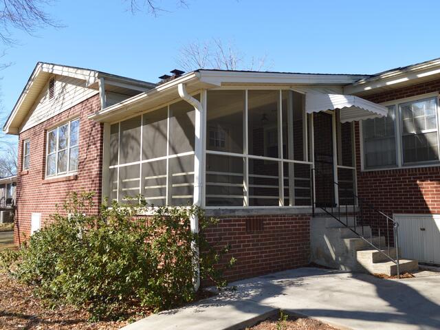 Photo of 206 Hillside