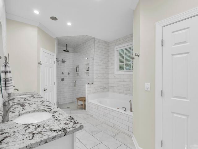 Photo of 218 Alender Way