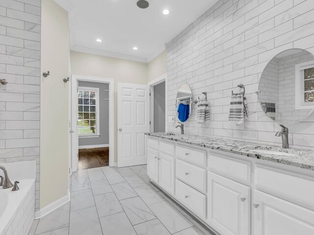 Photo of 218 Alender Way