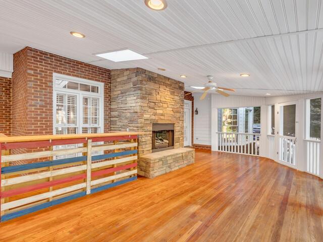 Photo of 218 Alender Way