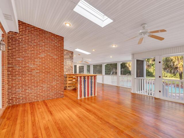 Photo of 218 Alender Way