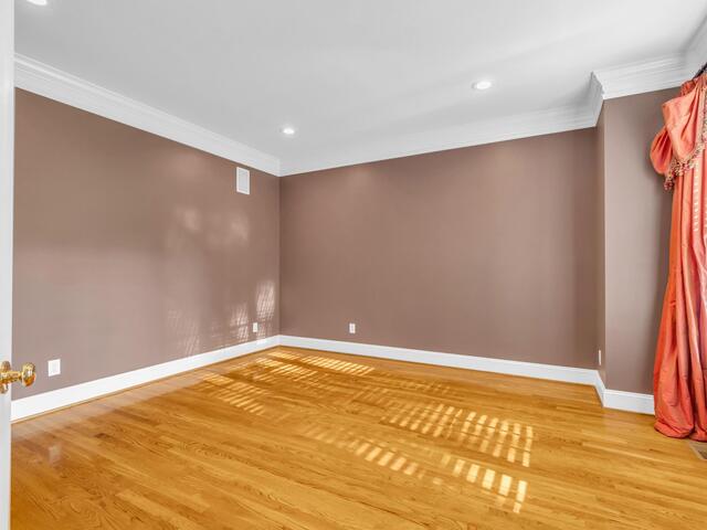 Photo of 218 Alender Way