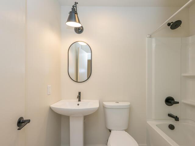 Photo of 106 Carlton Court