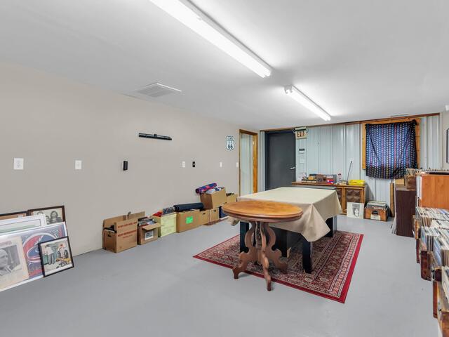 Photo of 1916 River Road