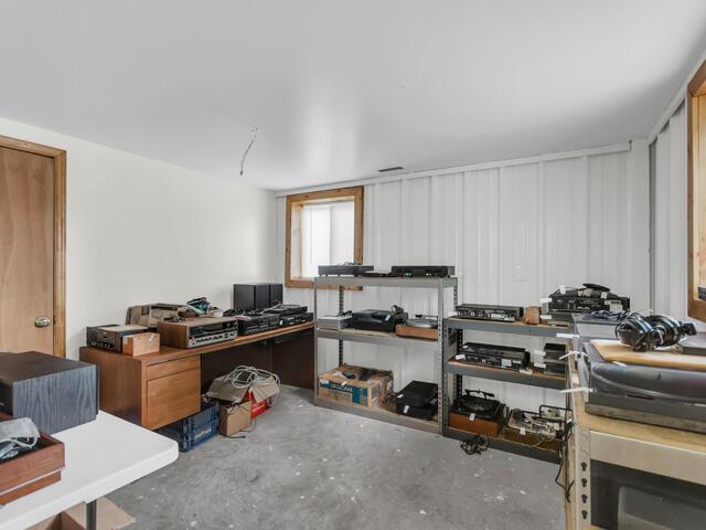 Photo of 1916 River Road