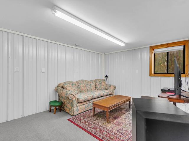 Photo of 1916 River Road