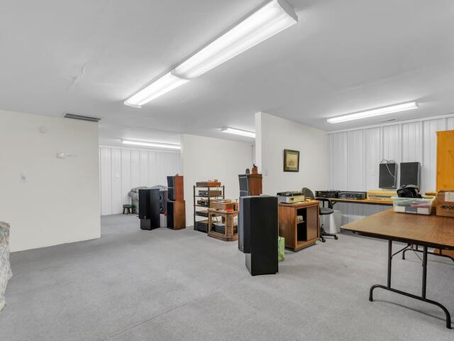 Photo of 1916 River Road