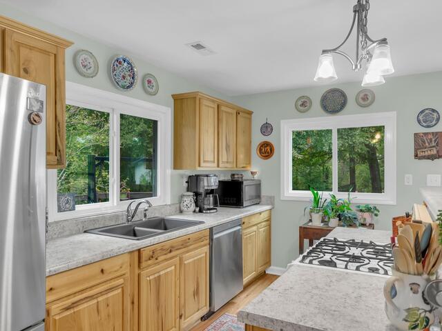 Photo of 1916 River Road