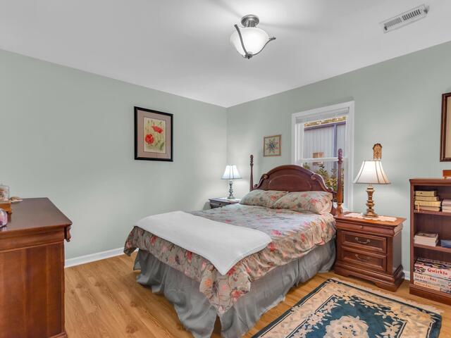 Photo of 1916 River Road