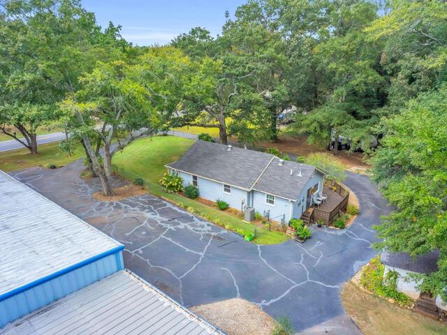 Photo of 1916 River Road