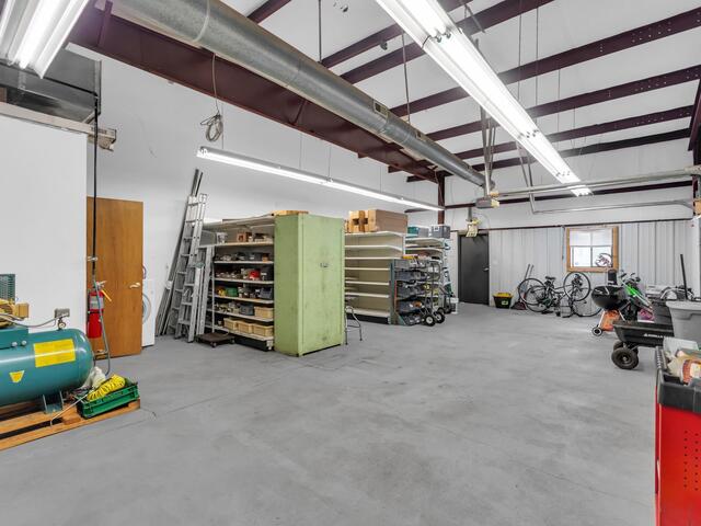 Photo of 1916 River Road