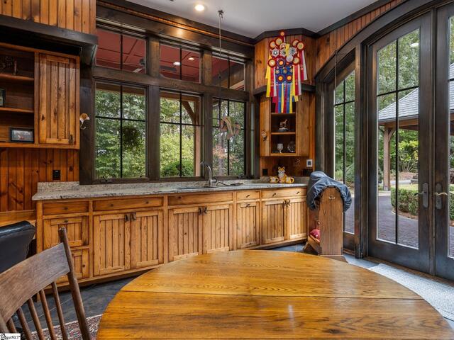 Photo of 900 Fairview Farms Road