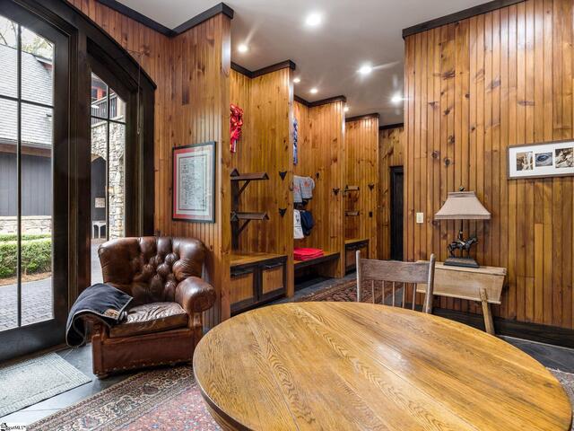 Photo of 900 Fairview Farms Road