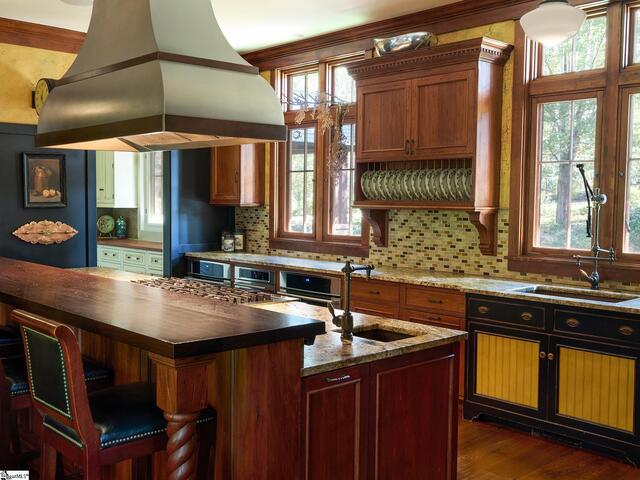 Photo of 900 Fairview Farms Road