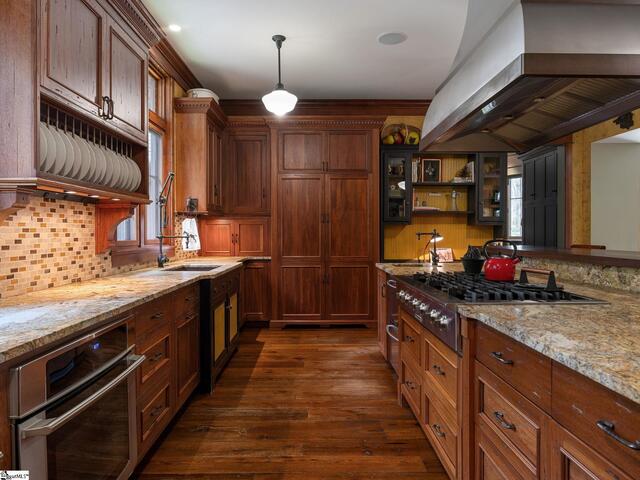 Photo of 900 Fairview Farms Road