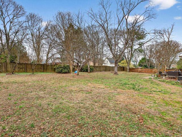 Photo of 1214 Plantation Drive