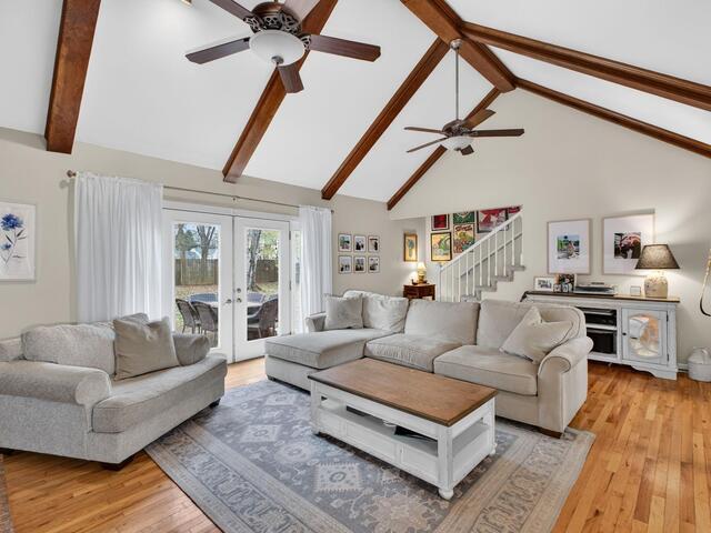 Photo of 1214 Plantation Drive