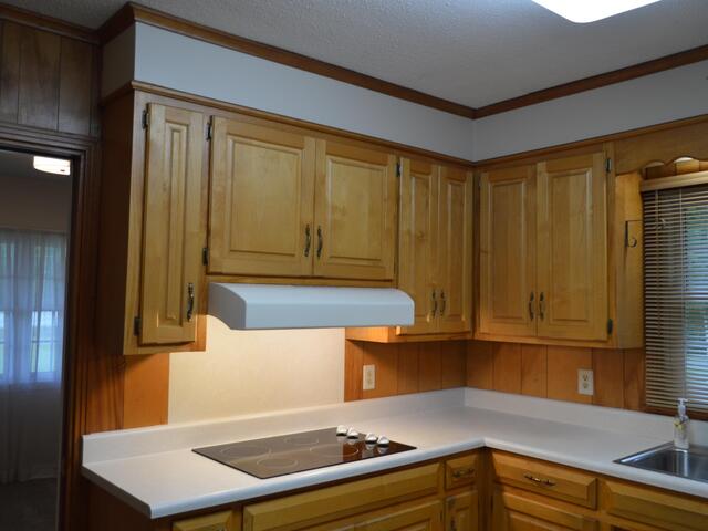 Photo of 2462 E Blackstock