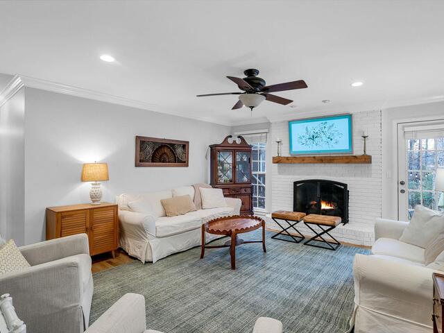 Photo of 16 Sugarberry Drive