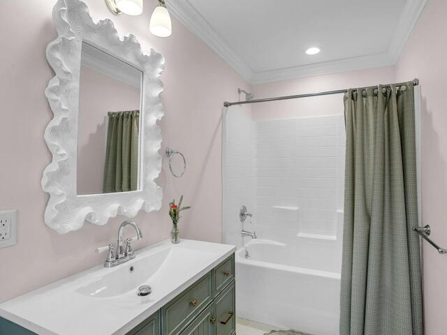 Photo of 16 Sugarberry Drive